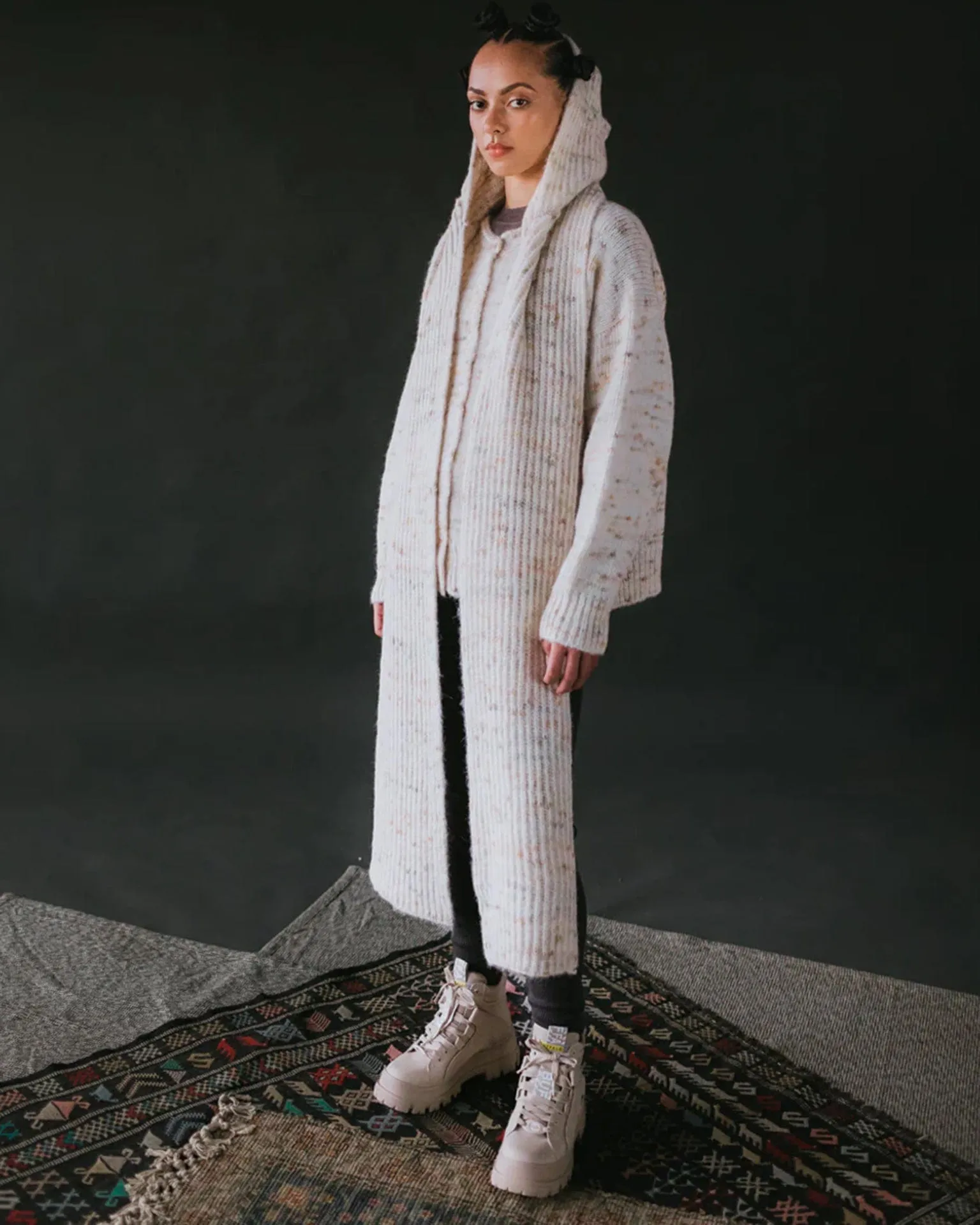 Blewog Hooded Scarf in Moss Speckle