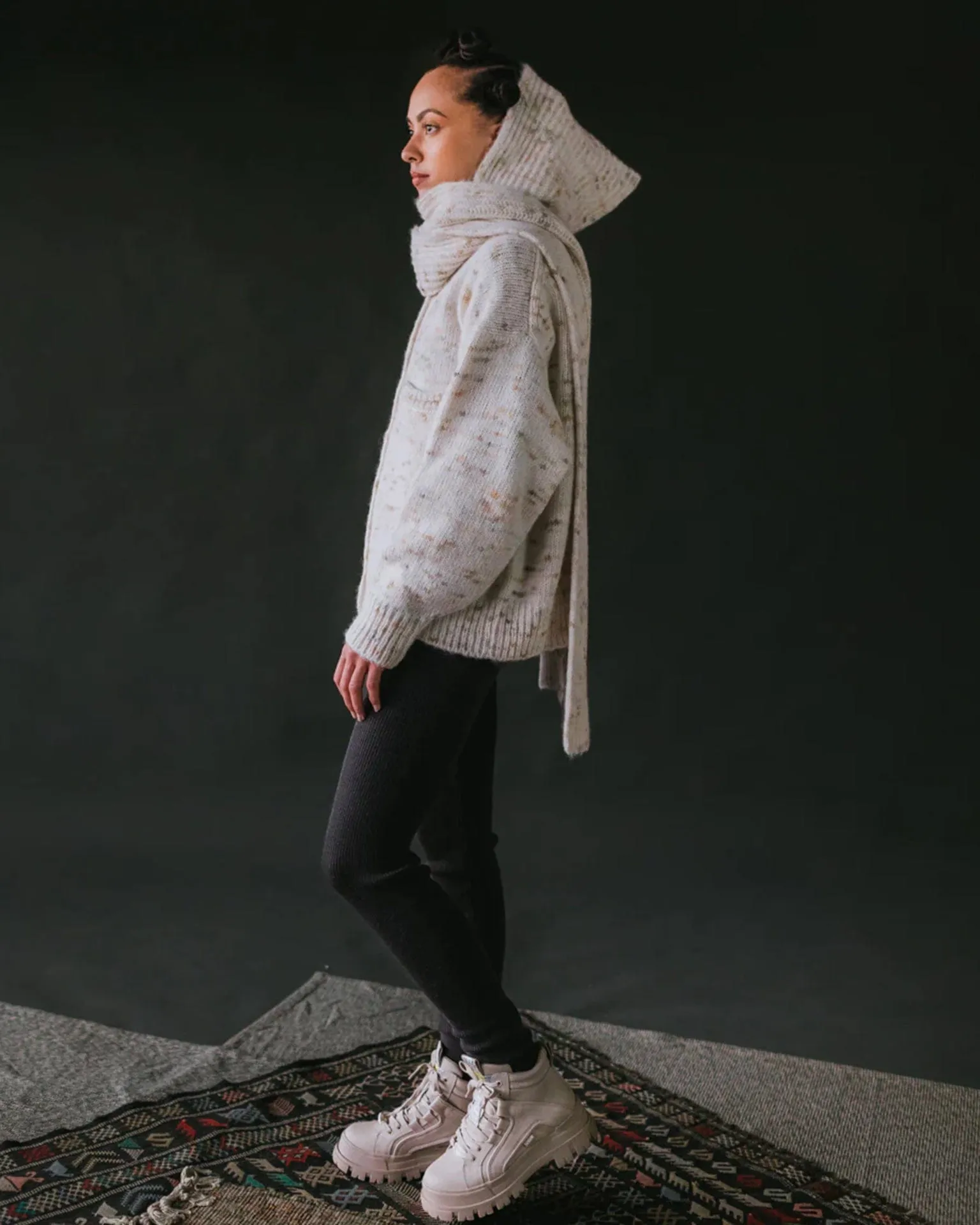 Blewog Hooded Scarf in Moss Speckle