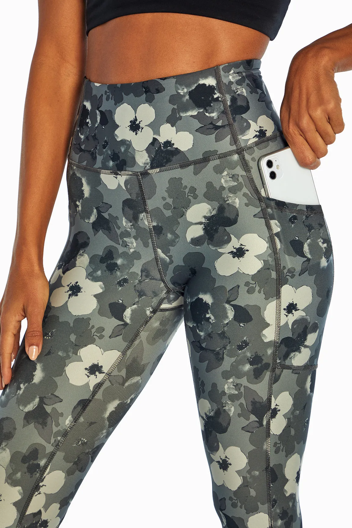 Elsa Side Pocket Mid Calf Capri