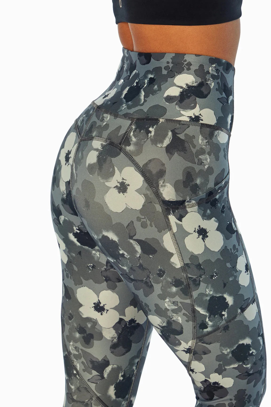 Elsa Side Pocket Mid Calf Capri