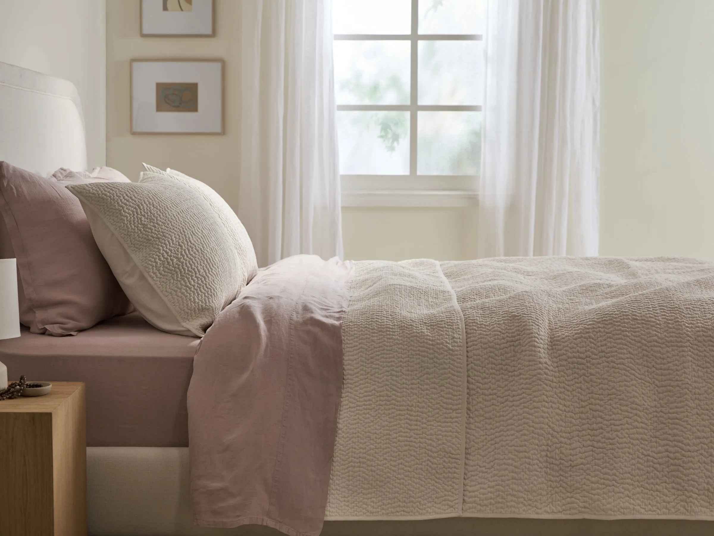 Hand Stitched Cotton Quilt (Cream)