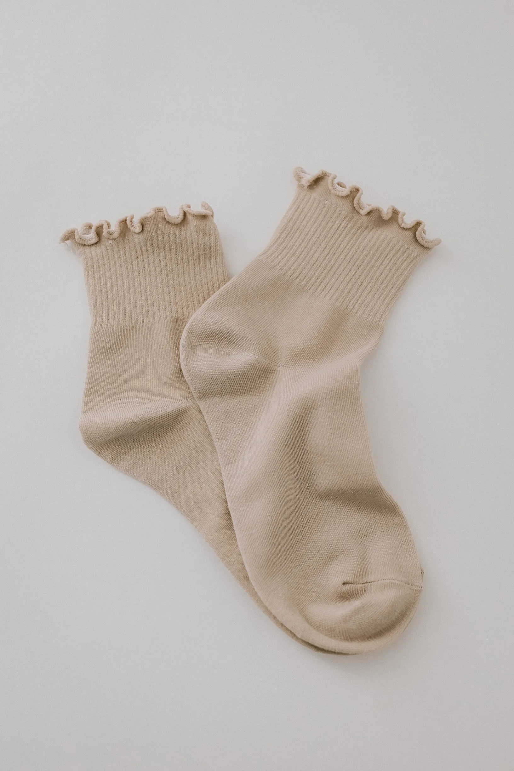 Mae Ruffled Ankle Sock - Beige